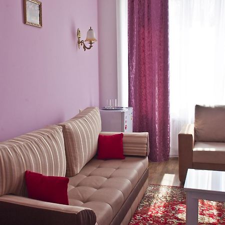 Hotel Nobel Kiszyniów Zewnętrze zdjęcie