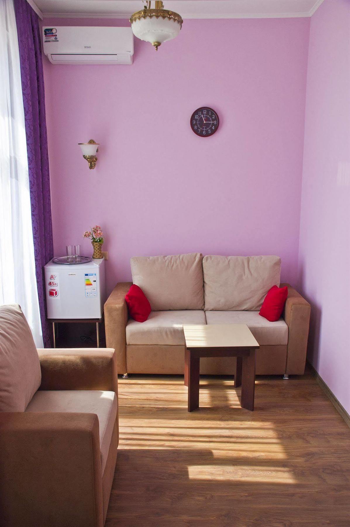 Hotel Nobel Kiszyniów Zewnętrze zdjęcie