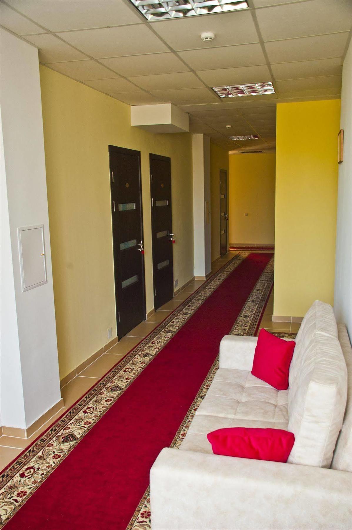Hotel Nobel Kiszyniów Zewnętrze zdjęcie