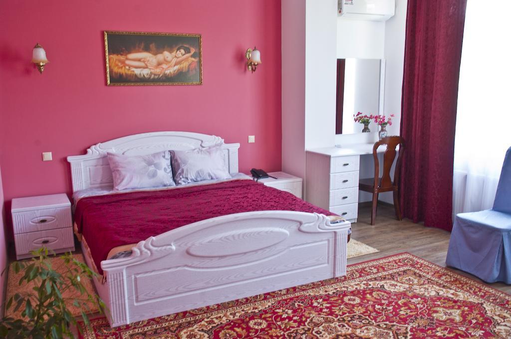 Hotel Nobel Kiszyniów Zewnętrze zdjęcie