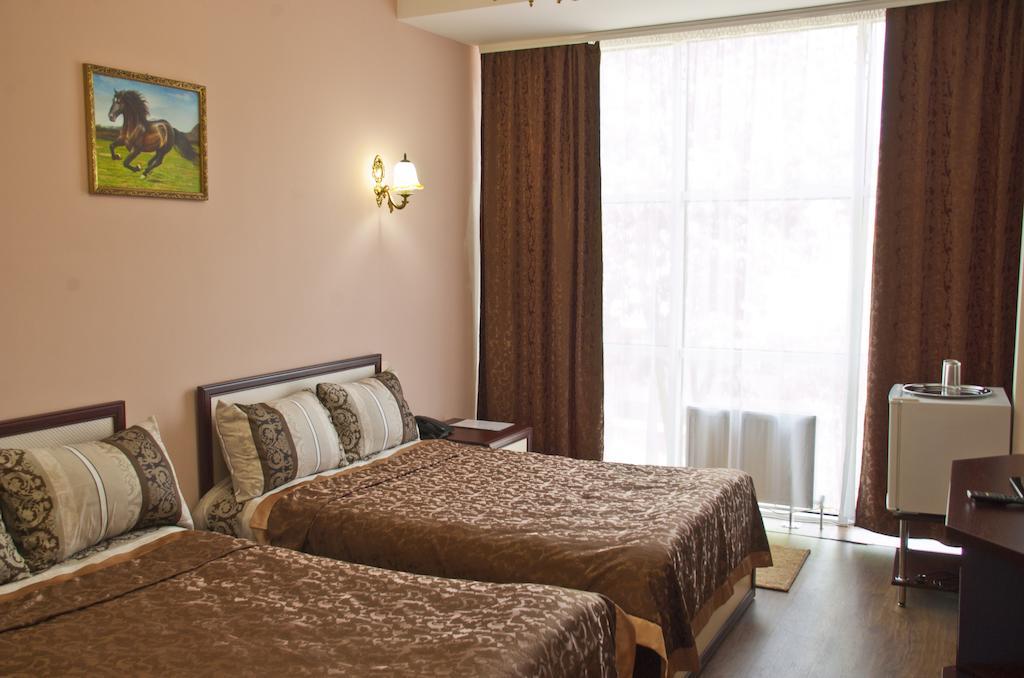 Hotel Nobel Kiszyniów Zewnętrze zdjęcie