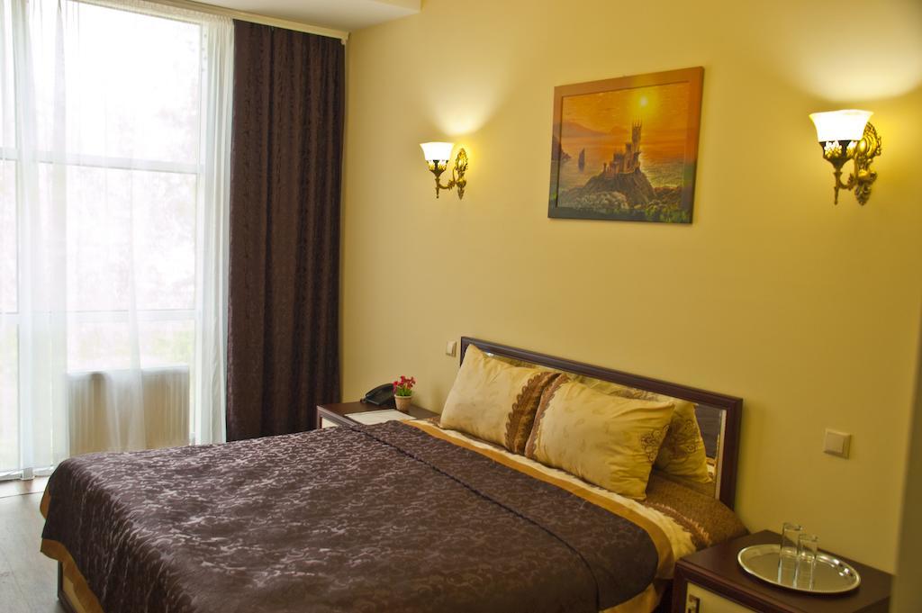 Hotel Nobel Kiszyniów Zewnętrze zdjęcie